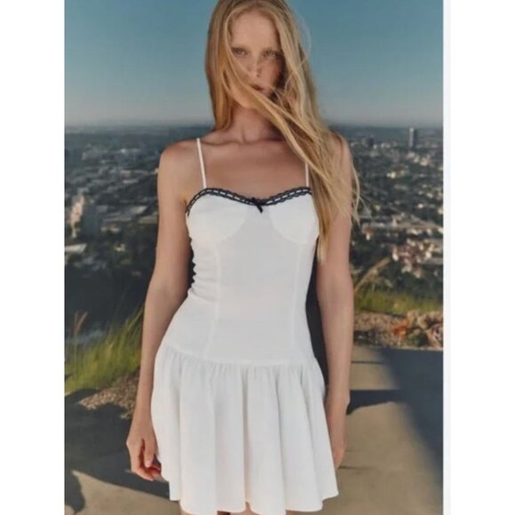 NWT ZARA White Corset Mini Dress Size Medium - Picture 1 of 11